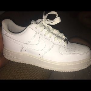 Nike’s men size 5.5